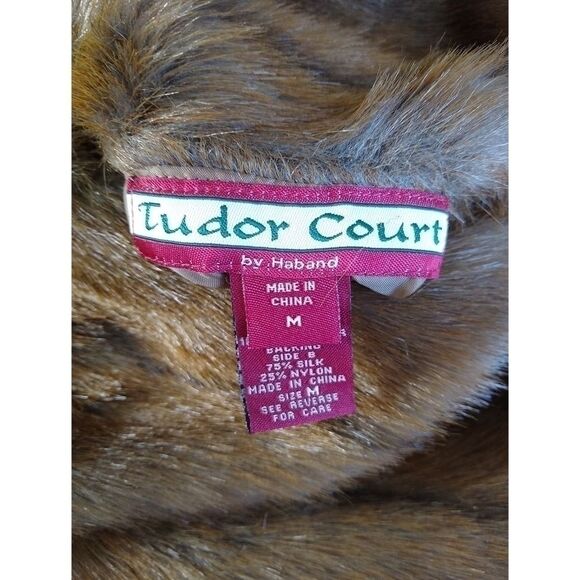 Tudor Court Reversible Faux Fur Vest - Medium - Picture 4 of 6